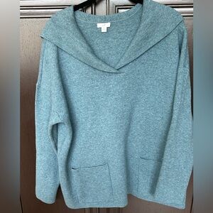 JJill soft pullover sweater with hood. Size Large
